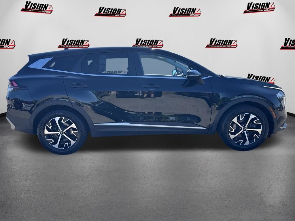 Used 2023 Black Kia EX image 4