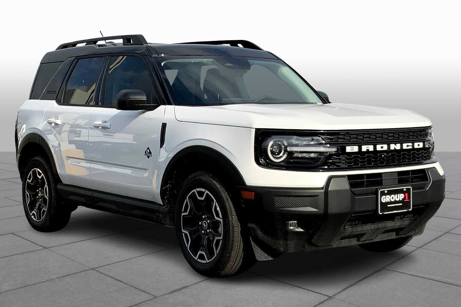 New 2025 Oxford White Ford Outer Banks® image 2