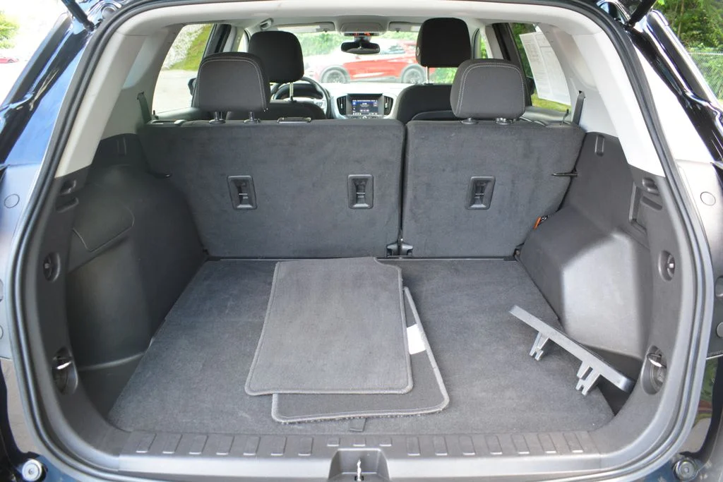 Used 2024 Black GMC SLE image 21