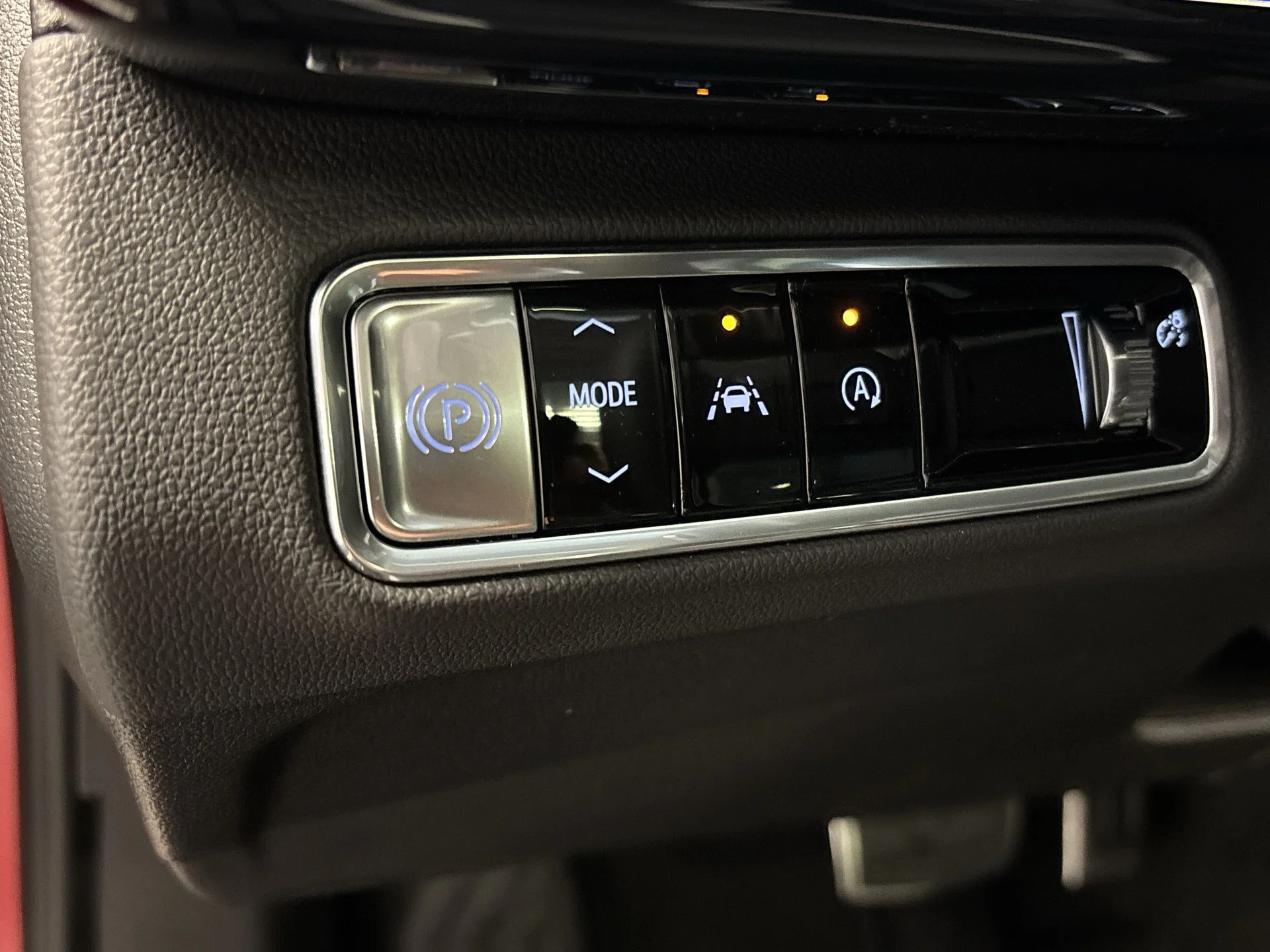 2025 Buick Envision Sport Touring - Photo 81