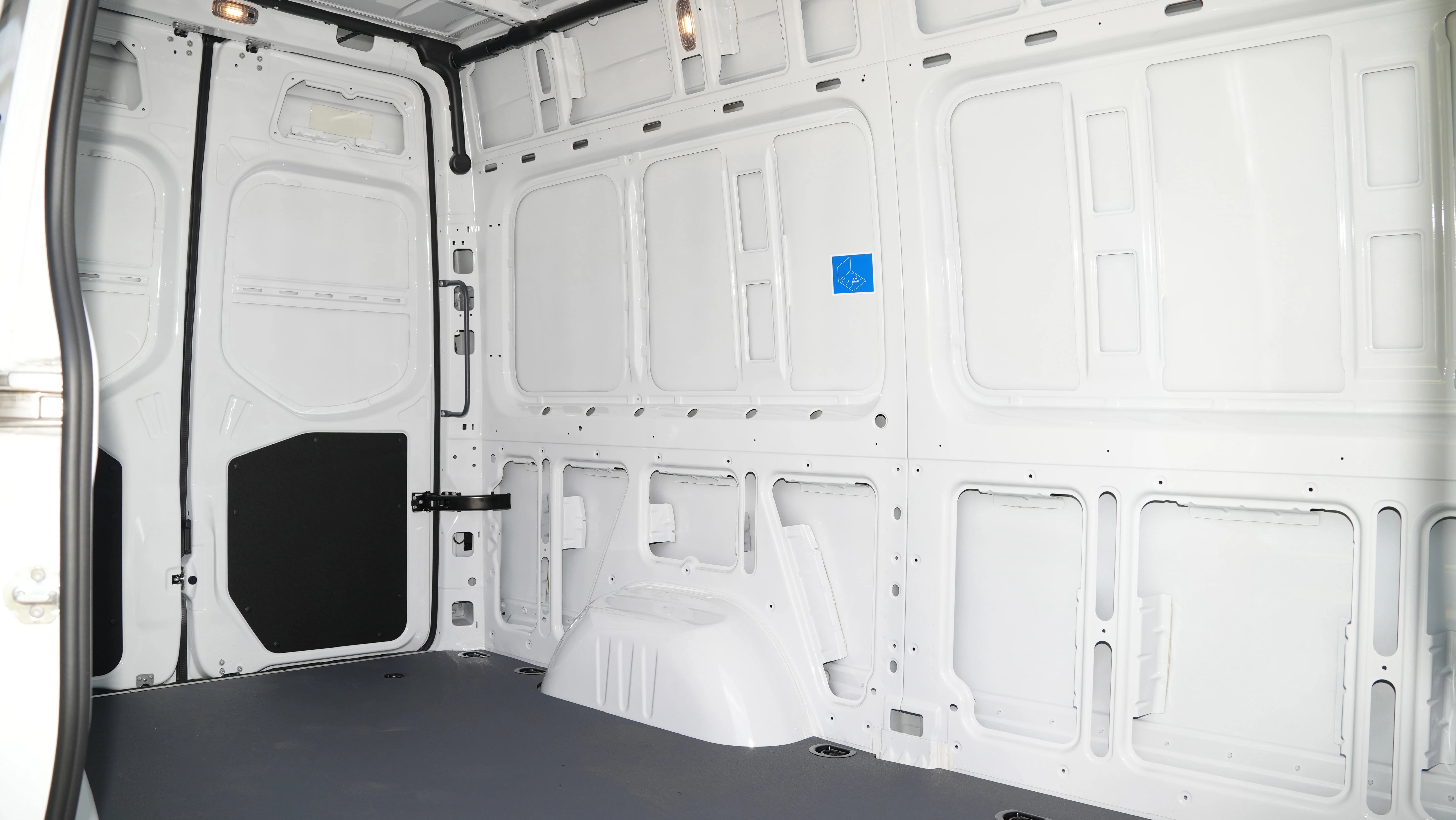 2025 Mercedes-Benz Sprinter Cargo Van Base - Photo 28