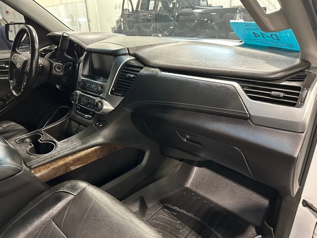 Used 2018 White Chevrolet LT image 29