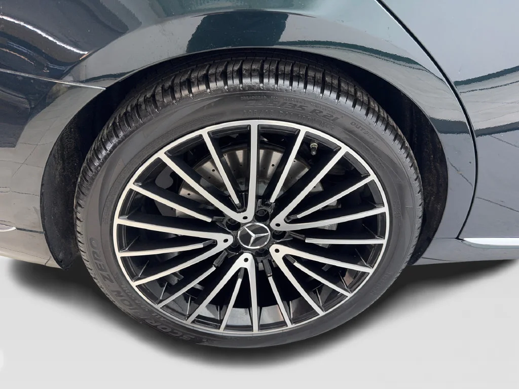 Used 2023 Green Mercedes-Benz S 500 image 78
