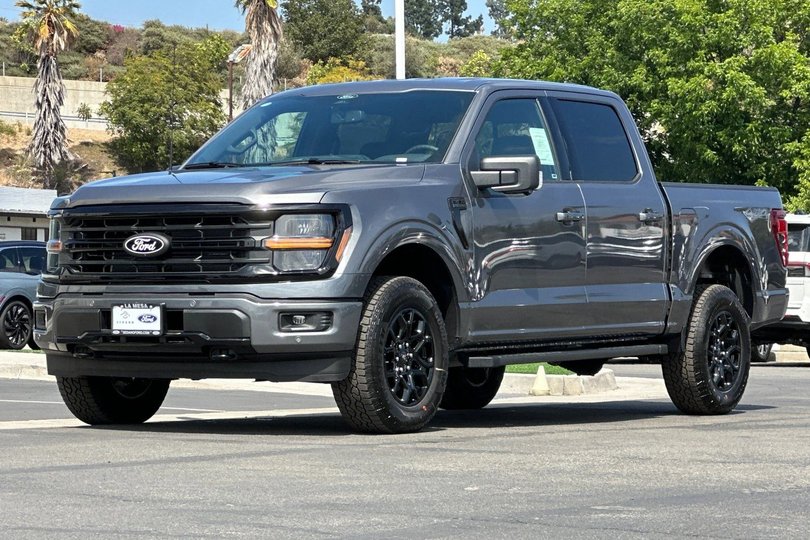 New 2026 Carbonized Gray Metallic Ford XLT image 7
