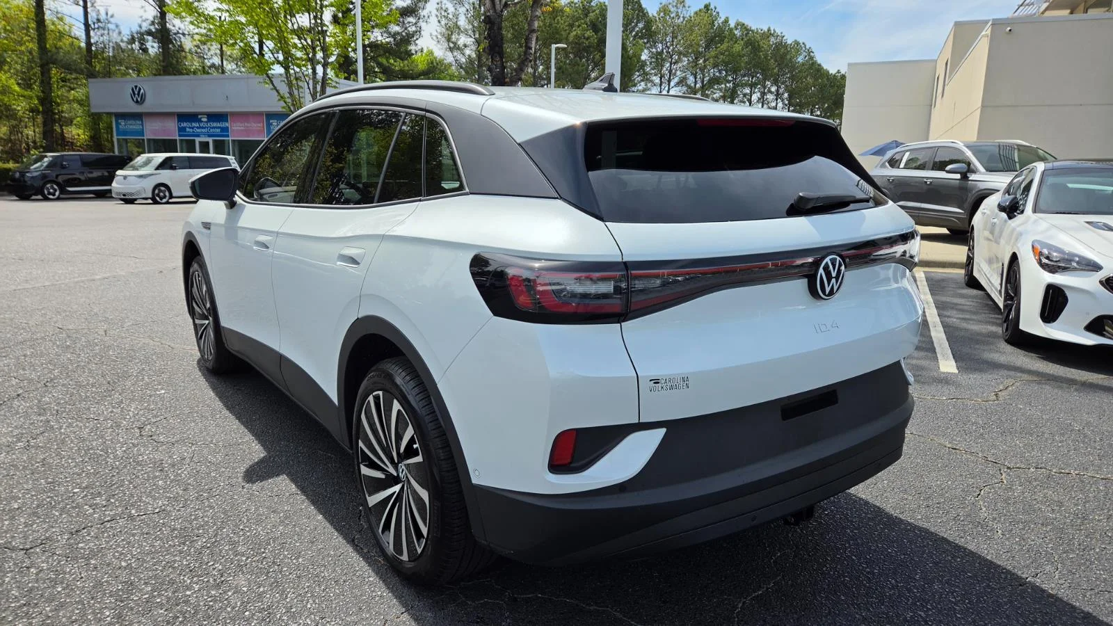 New 2026 Opal White Pearl Volkswagen Pro image 4