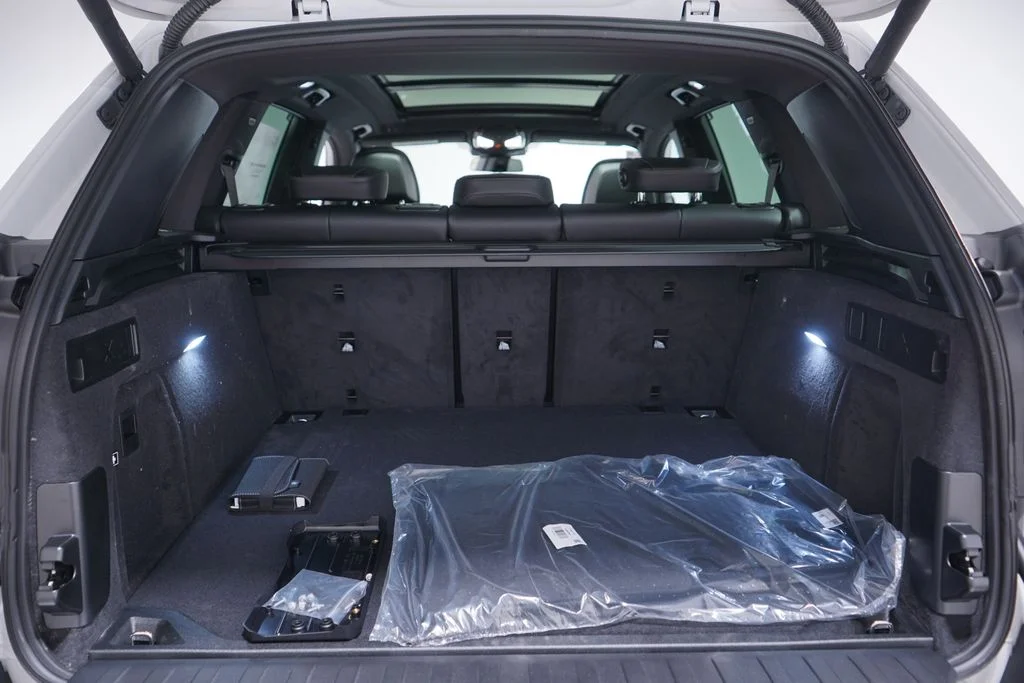 2026 BMW X5 M60i - Photo 13