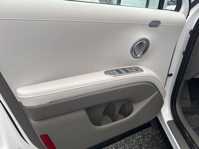 2026 Hyundai Palisade Limited - Photo 17