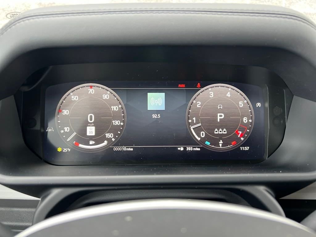 2025 Land Rover Defender S - Photo 22