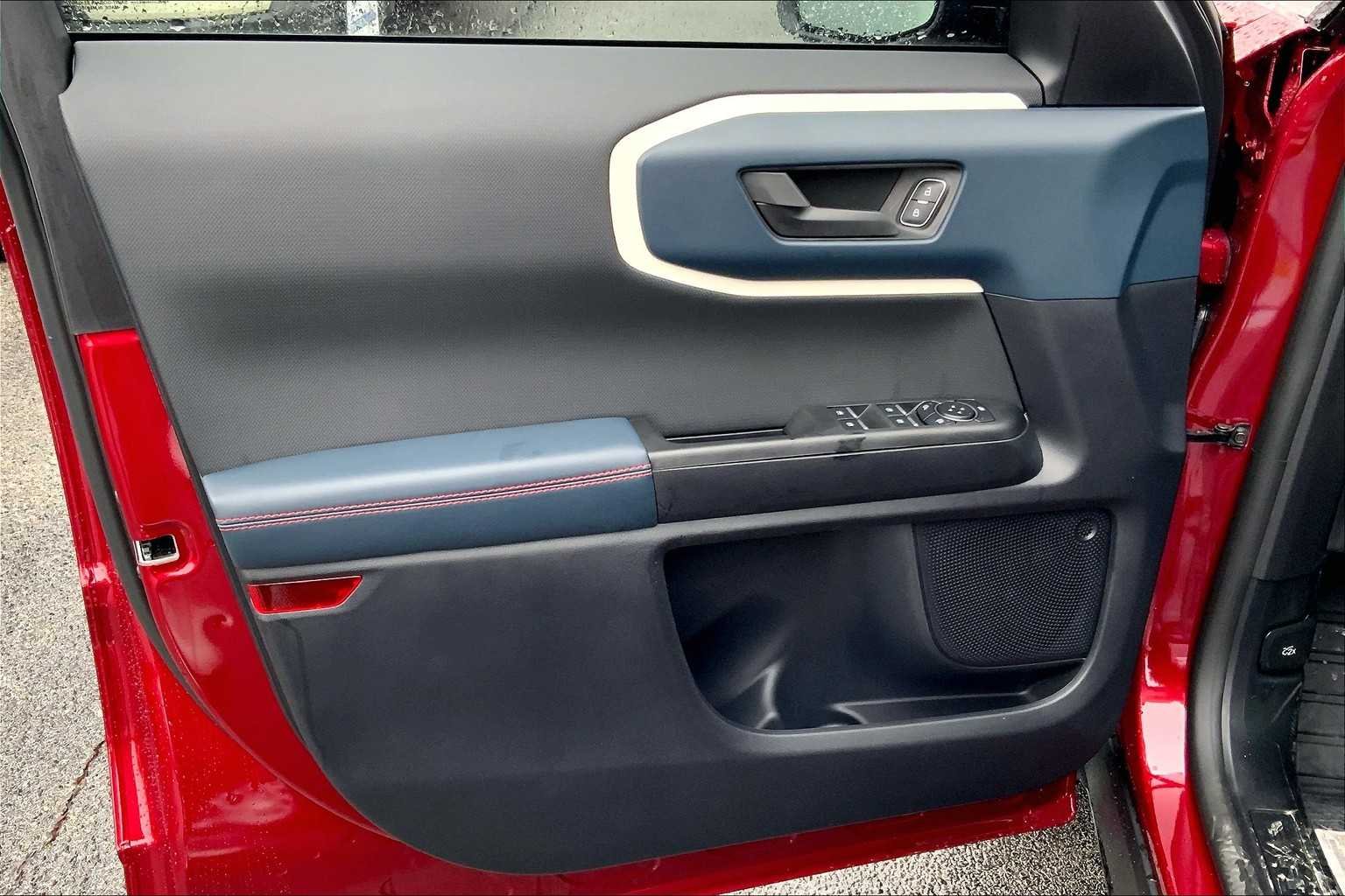 2025 Ford Bronco Sport Heritage - Photo 8