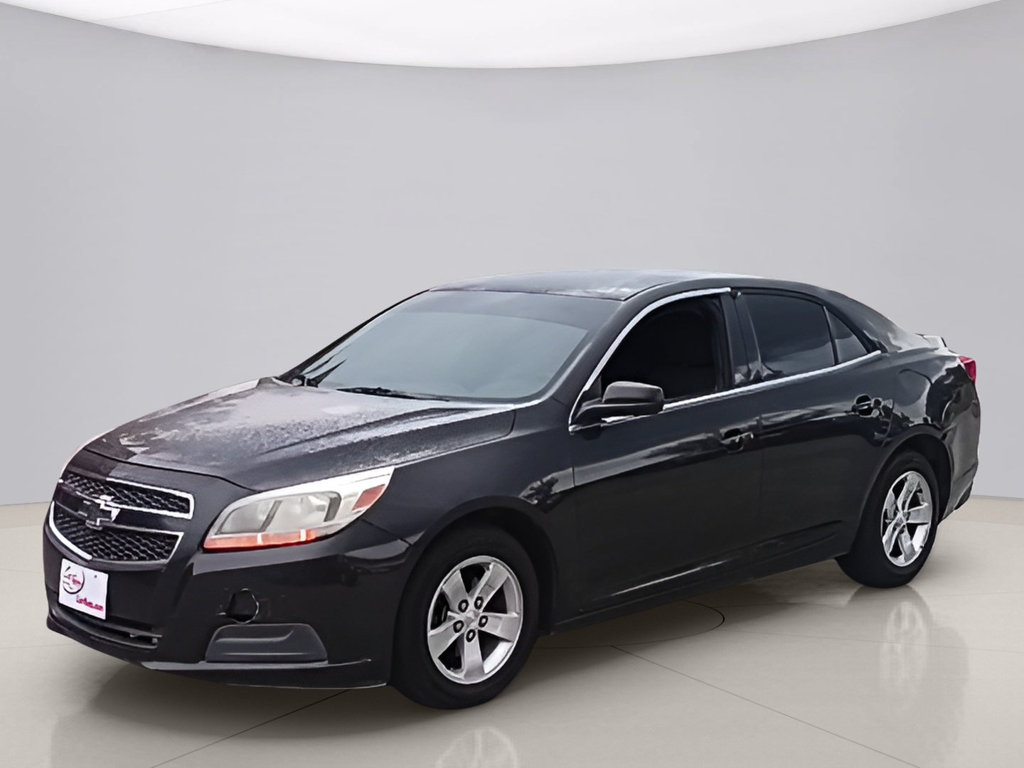 Used 2013 Black Chevrolet LS image 1
