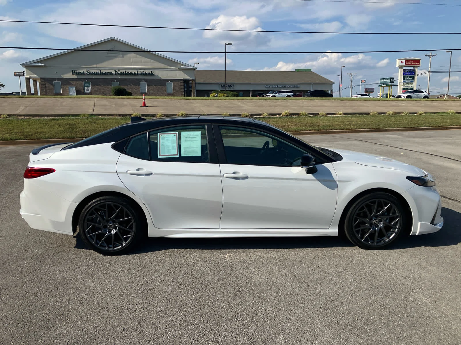Certified Used 2026 Wind Chill Pearl w/Midnight Black Metallic Roof Toyota XSE image 10