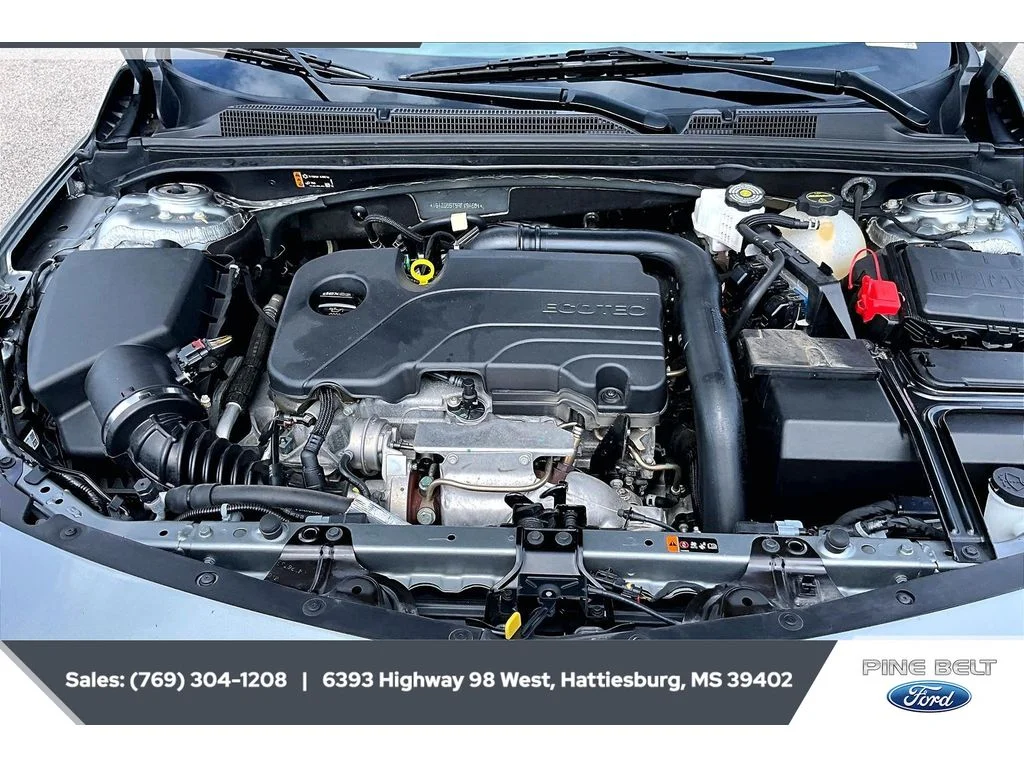 Used 2024 Sterling Gray Metallic Chevrolet LT image 8