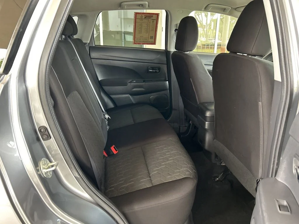 Used 2024 Gray Mitsubishi  image 20