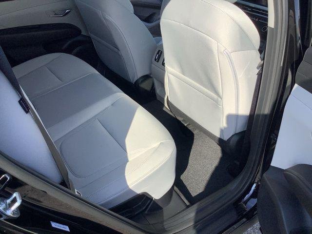 New 2026 Ash Hyundai Blue SE image 25