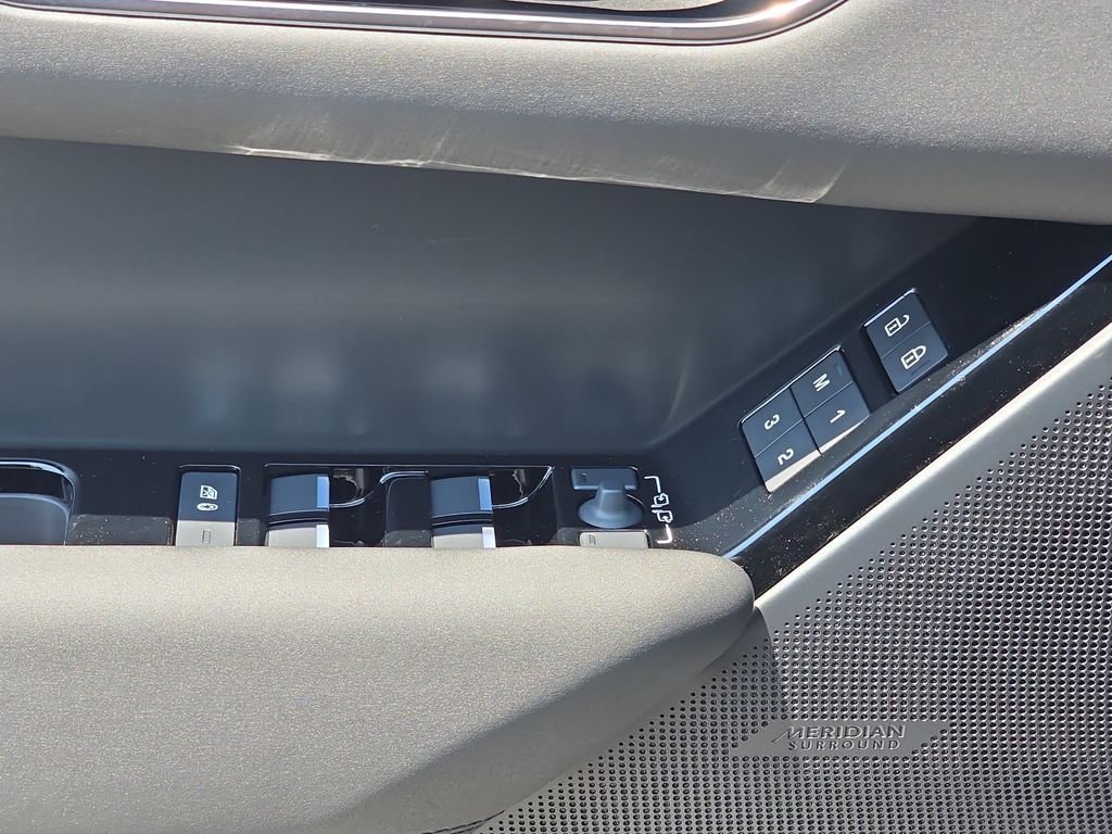 New 2026 Arroios Grey LAND ROVER S image 28
