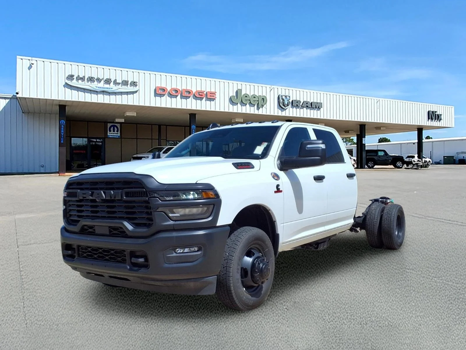 New 2026 Bright White Clear-Coat Exterior Paint RAM Tradesman image 1