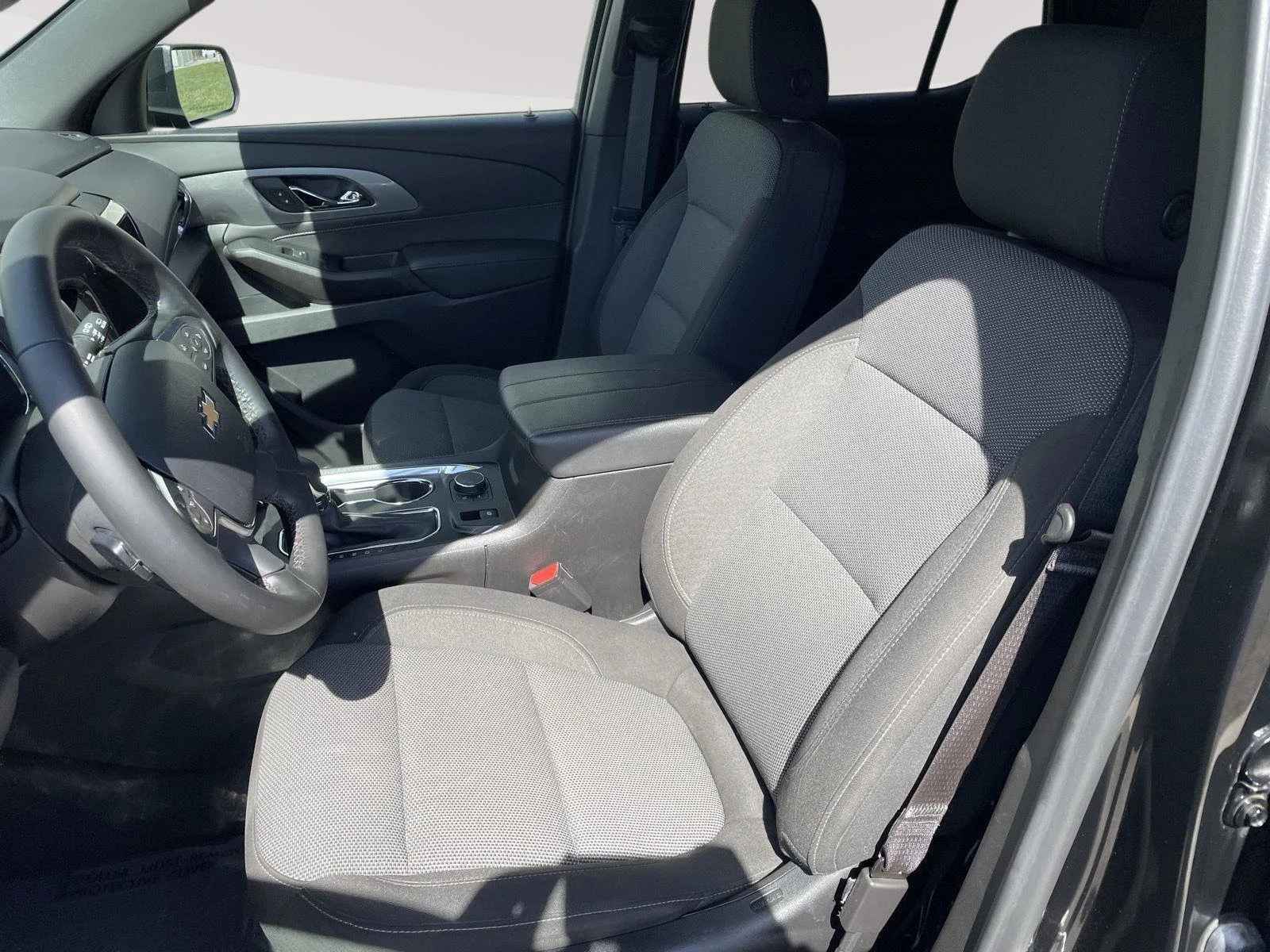 Used 2023 Mosaic Black Metallic Chevrolet LT Cloth image 9
