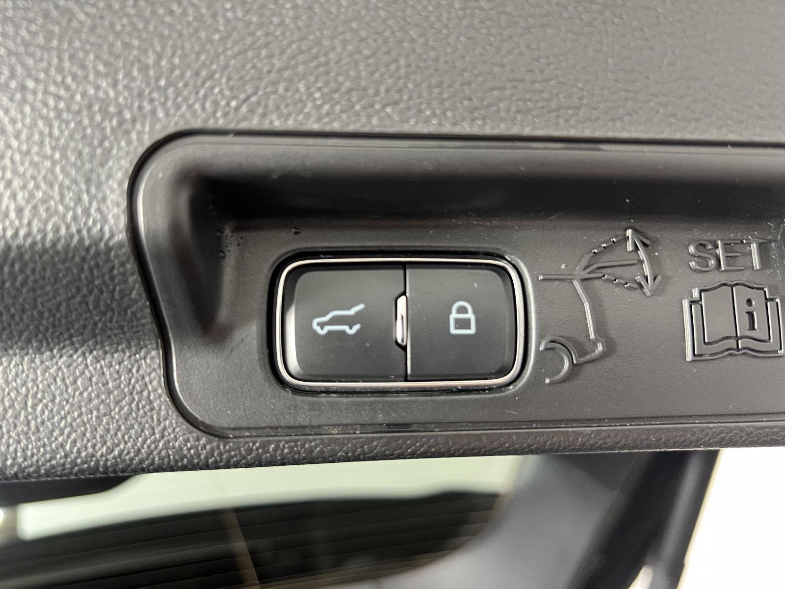 Used 2023 Forged Green Ford XLT image 26