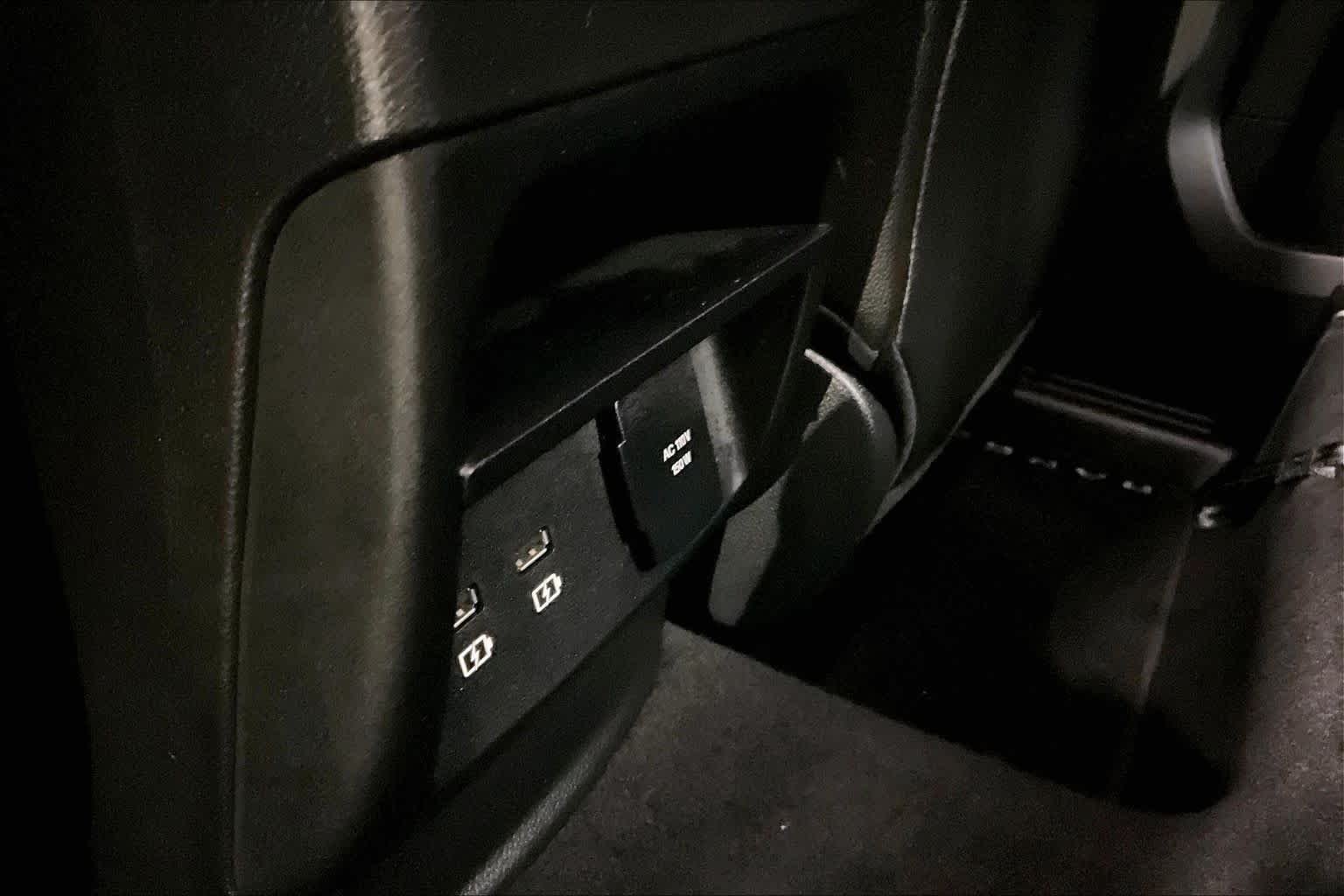 Used 2019 Magnetic Metallic Ford LARIAT image 32
