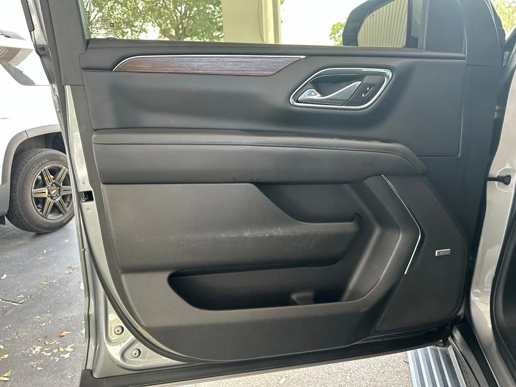 Used 2023 Gray Chevrolet High Country image 11