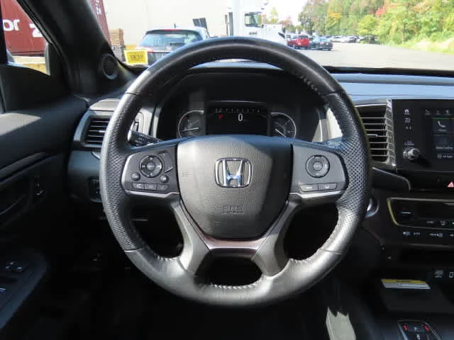 Certified Used 2023 Crystal Black Pearl Honda EX-L image 18