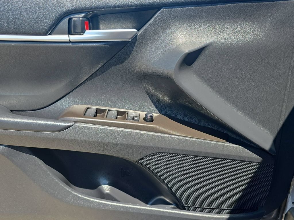 2023 Toyota Camry LE - Photo 18