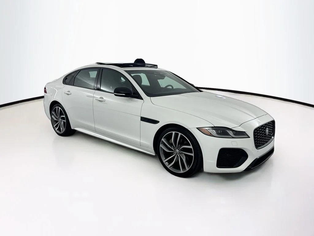 Certified Used 2024 White Jaguar R-Dynamic SE image 3