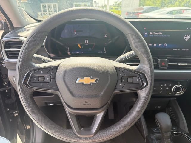 Used 2025 Black Chevrolet LT image 12