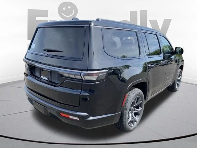 New 2026 High Gloss Black Exterior Paint Jeep Limited Altitude image 5
