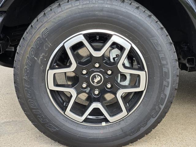 New 2026 Shadow Black Ford Outer Banks® image 27
