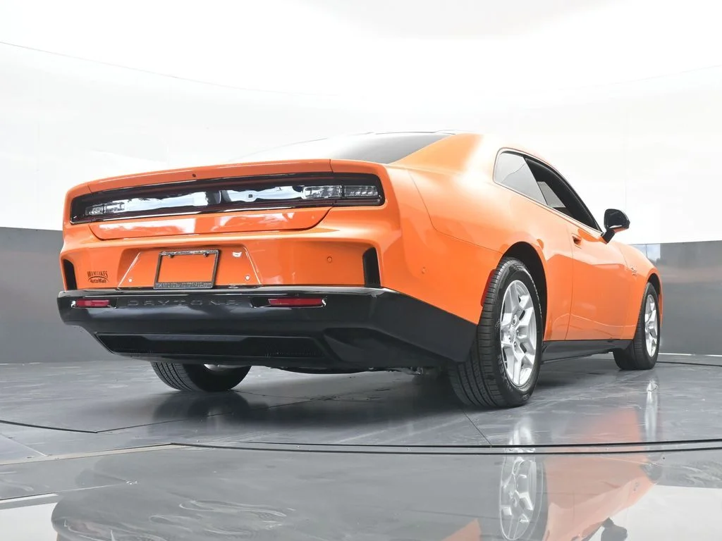 Used 2025 Header Orange Clearcoat Dodge R/T image 61