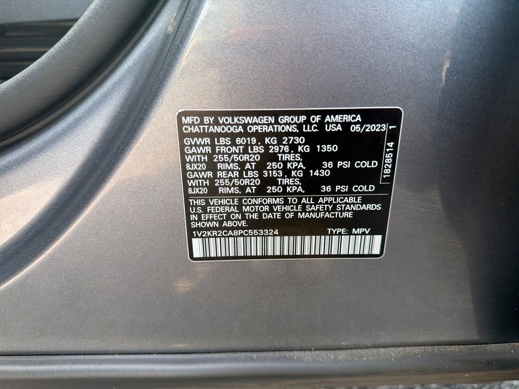 New 2026 Black Volkswagen 2.0T SE image 29