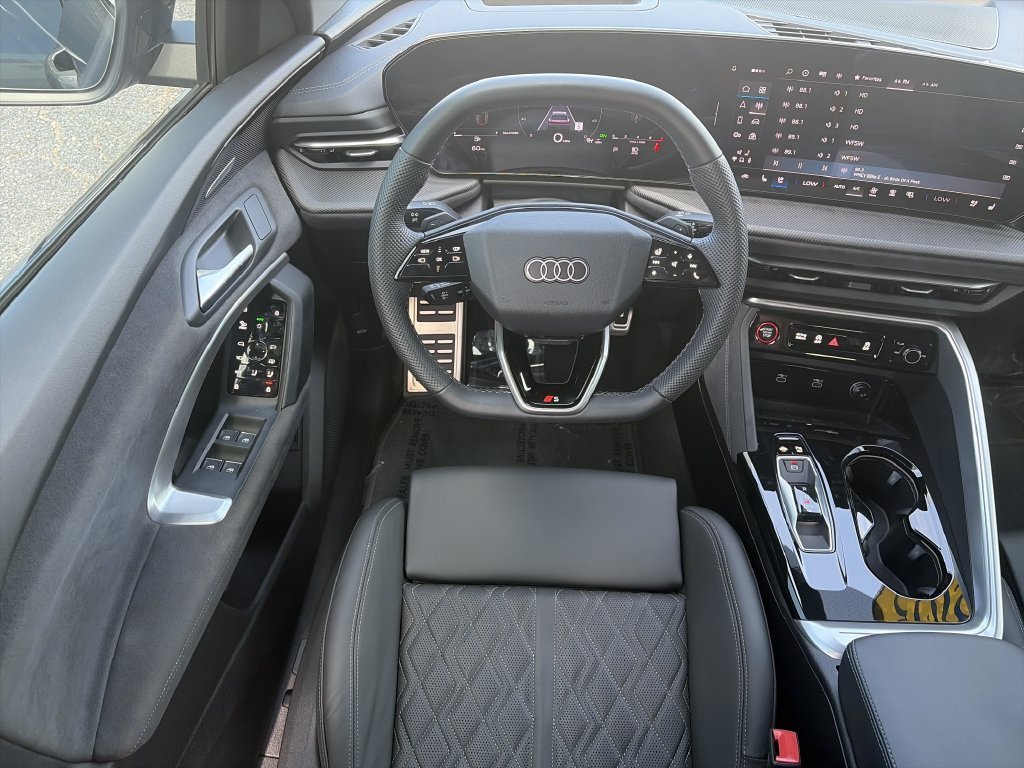 Used 2025  Audi 3.0T Premium Plus image 14
