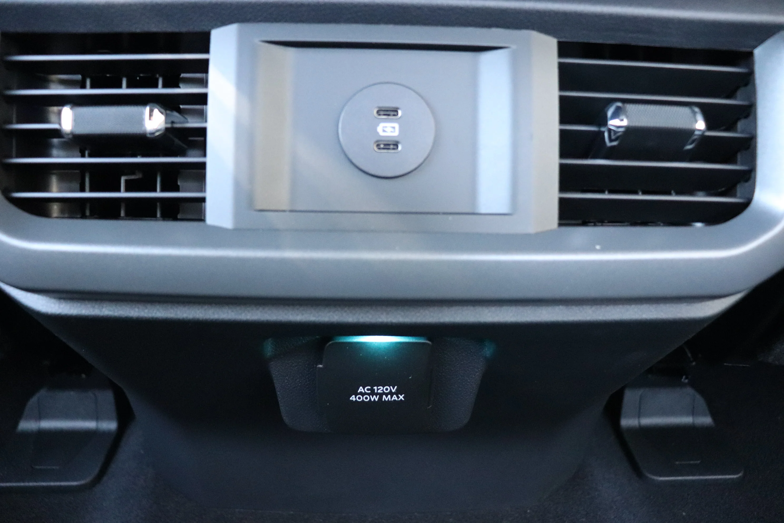 New 2026 AGATE BLACK METALLIC Ford XLT image 20