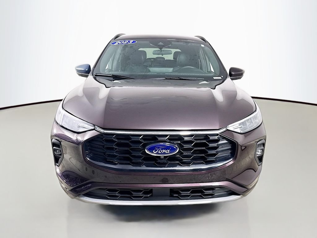 Used 2023 Cinnabar Red Metallic Premium Colorant Ford ST-Line Select image 9