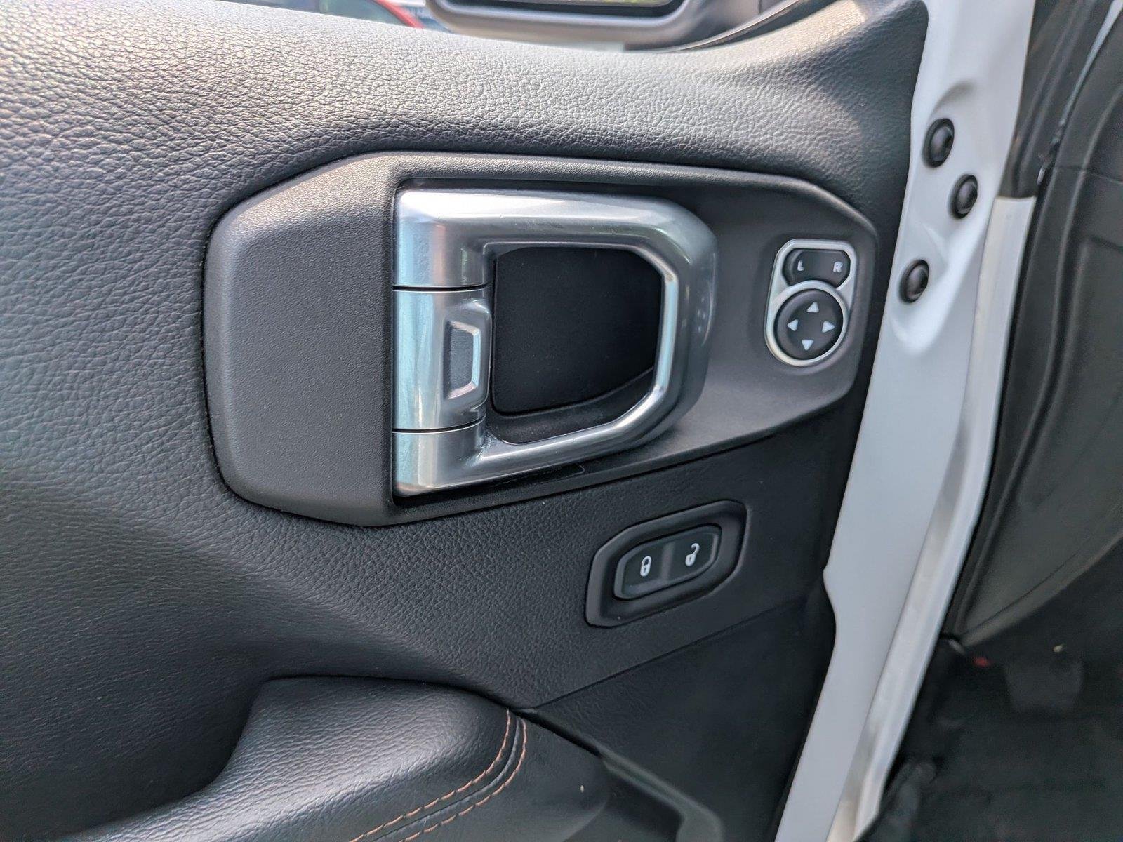 Used 2021 Bright White Clearcoat Jeep Unlimited Rubicon 392 image 17