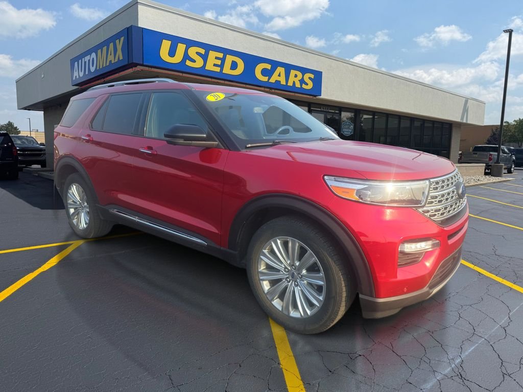 Used 2020 Red Metallic Ford Limited image 4
