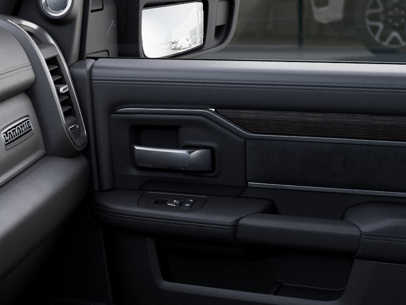 New 2027 Diamond Black Crystal Pearl-Coat Exterior Paint RAM Laramie Night Edition image 51