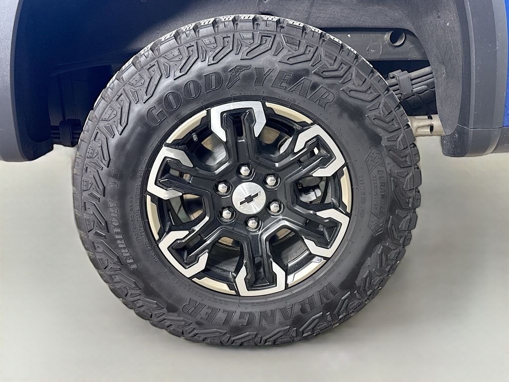 2024 Chevrolet Silverado 1500 ZR2 - Photo 36