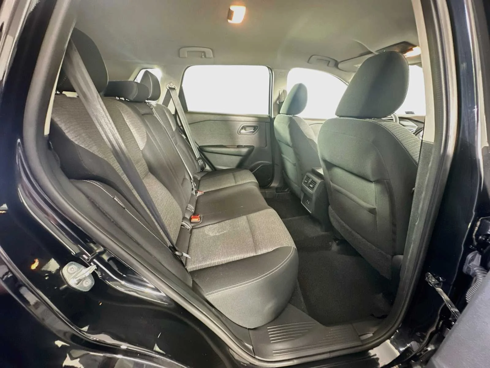 Used 2021 Super Black Nissan SV image 24