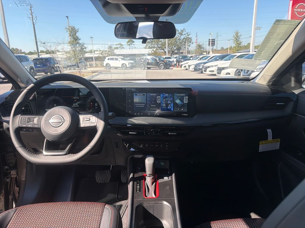 New 2026 Nissan Kicks SR 4D Sport Utility