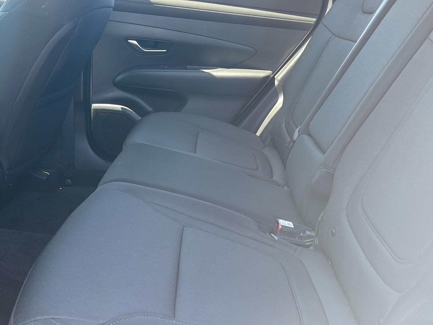 Used 2025 Serenity White Pearl Hyundai SE image 18