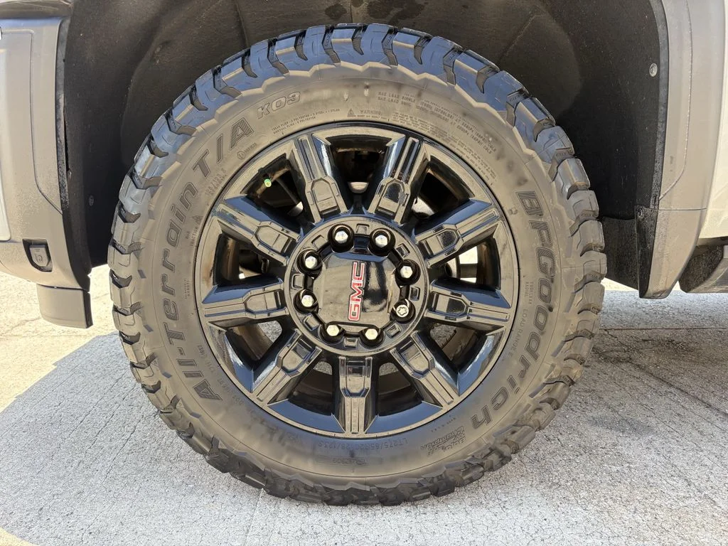Used 2024 Thunderstorm Gray GMC AT4 image 9