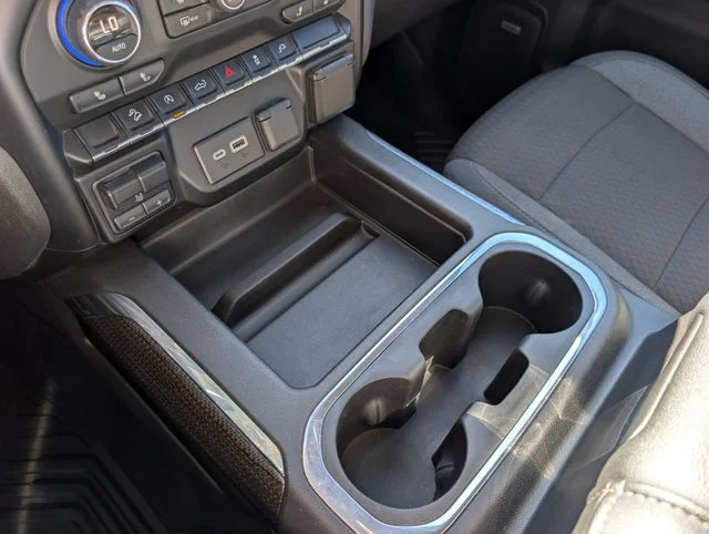 Used 2020 Shadow Gray Metallic Chevrolet RST image 19