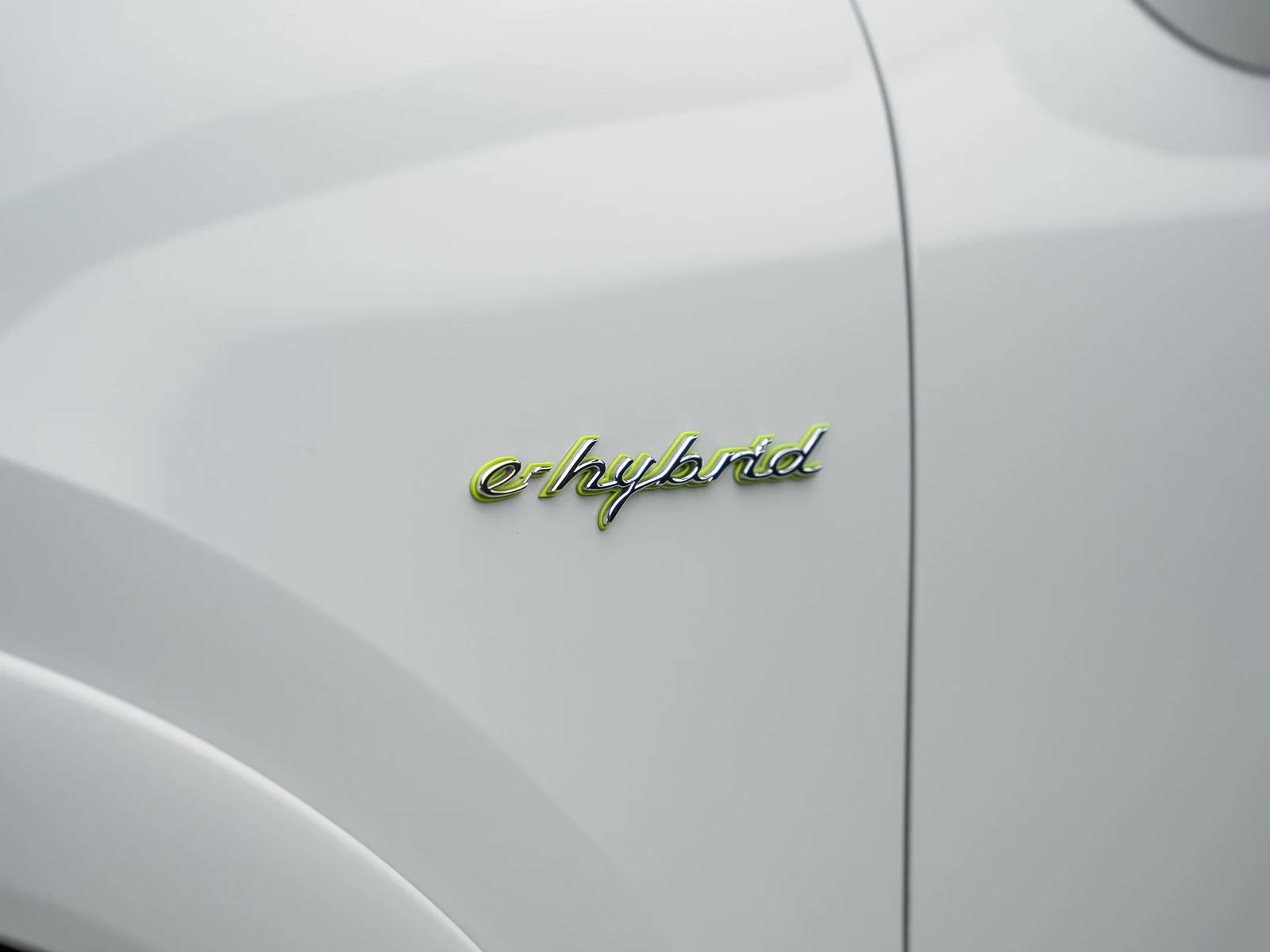 Used 2019 White Porsche Base image 23