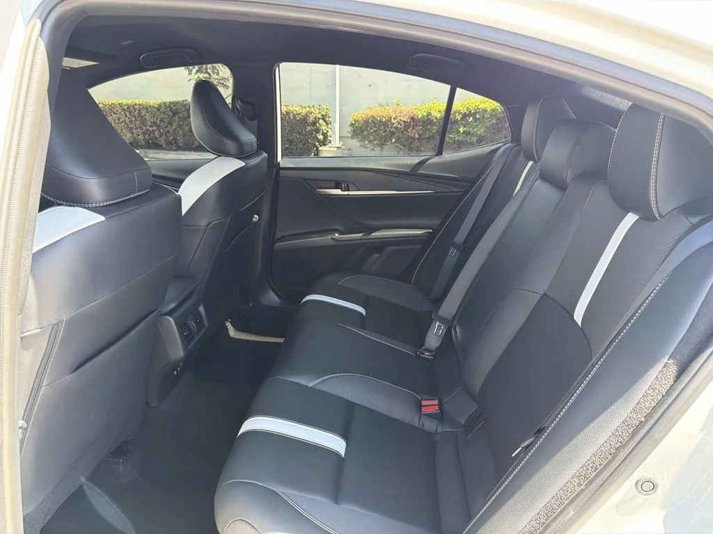 Used 2026 Ice Cap Toyota SE image 26