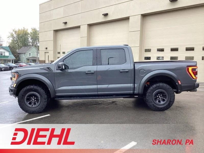 Used 2021  Ford Raptor image 4