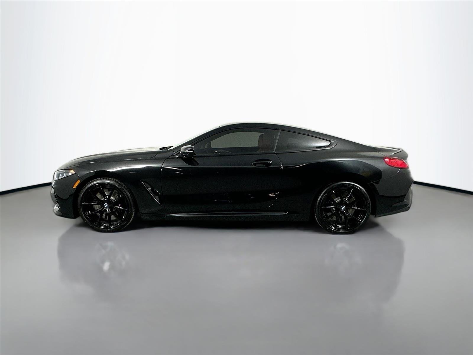 New 2026 Black Sapphire Metallic BMW 840i image 9