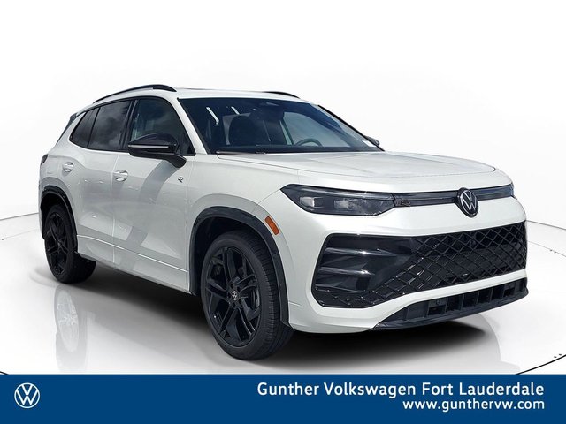 2026 Volkswagen Tiguan 2.0T SE R-Line Black