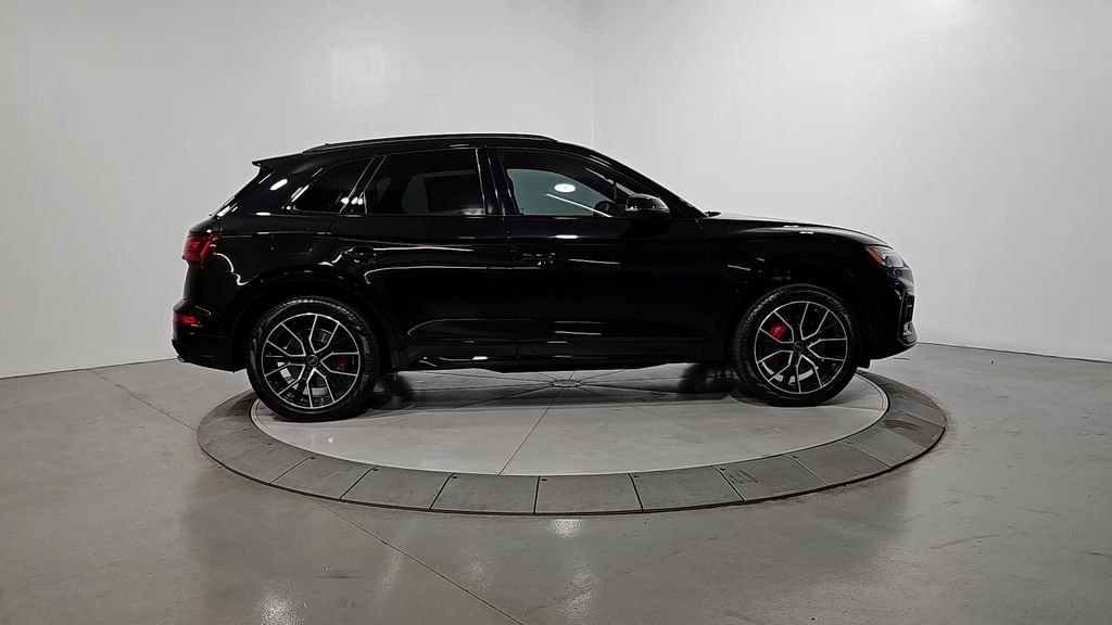 Used 2025 Black Audi Premium Plus image 6